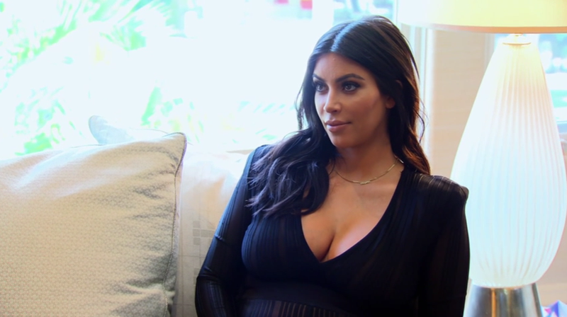 Illustration for article titled Keeping Up With the Kontinuity Errors: Everybody's Annoyed With Kylie and Tyga